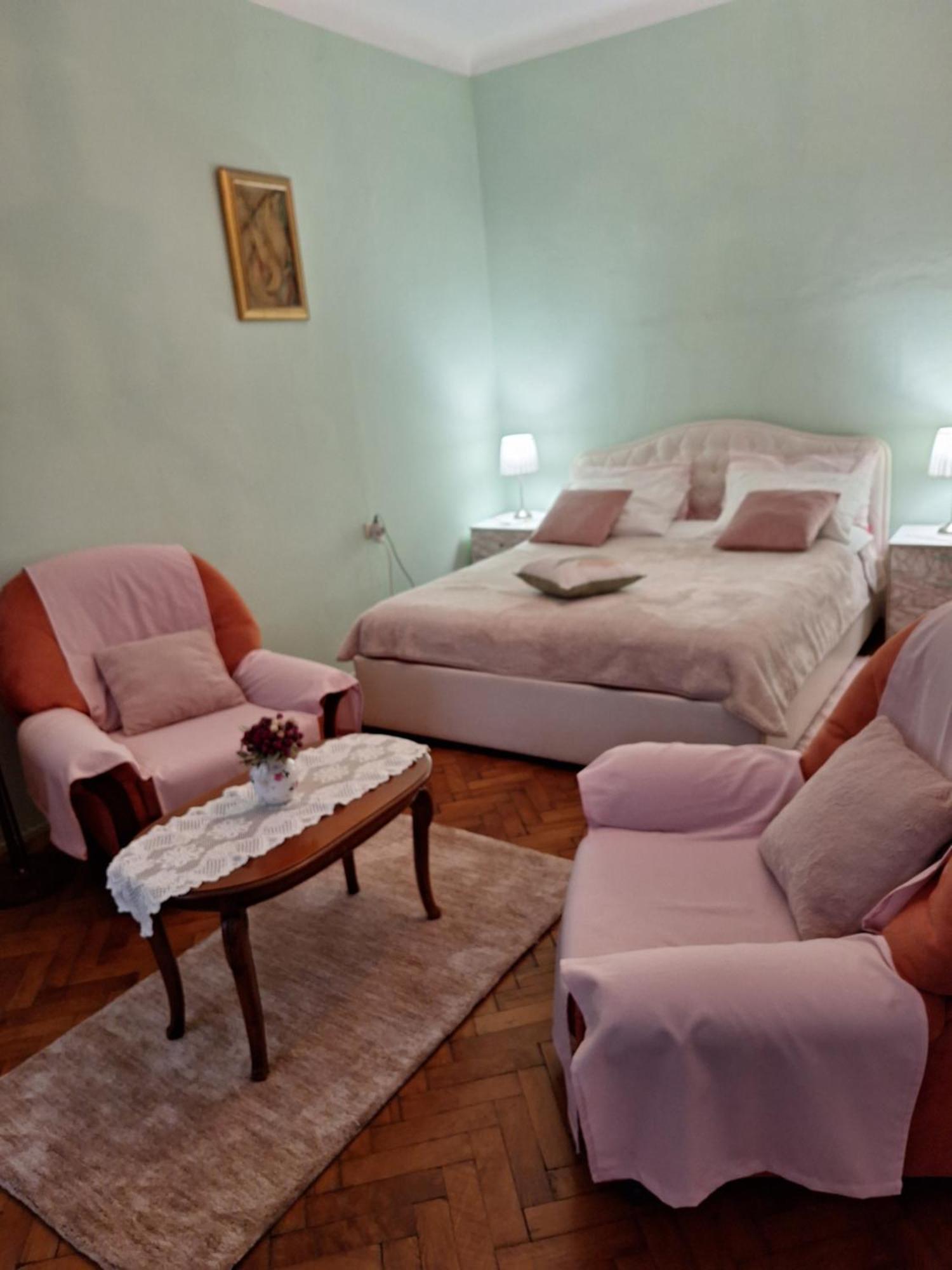 Soba Marinko Hotel Rijeka Eksteriør billede